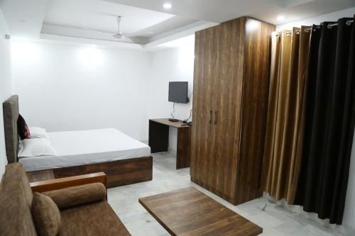 Shanti Residency3