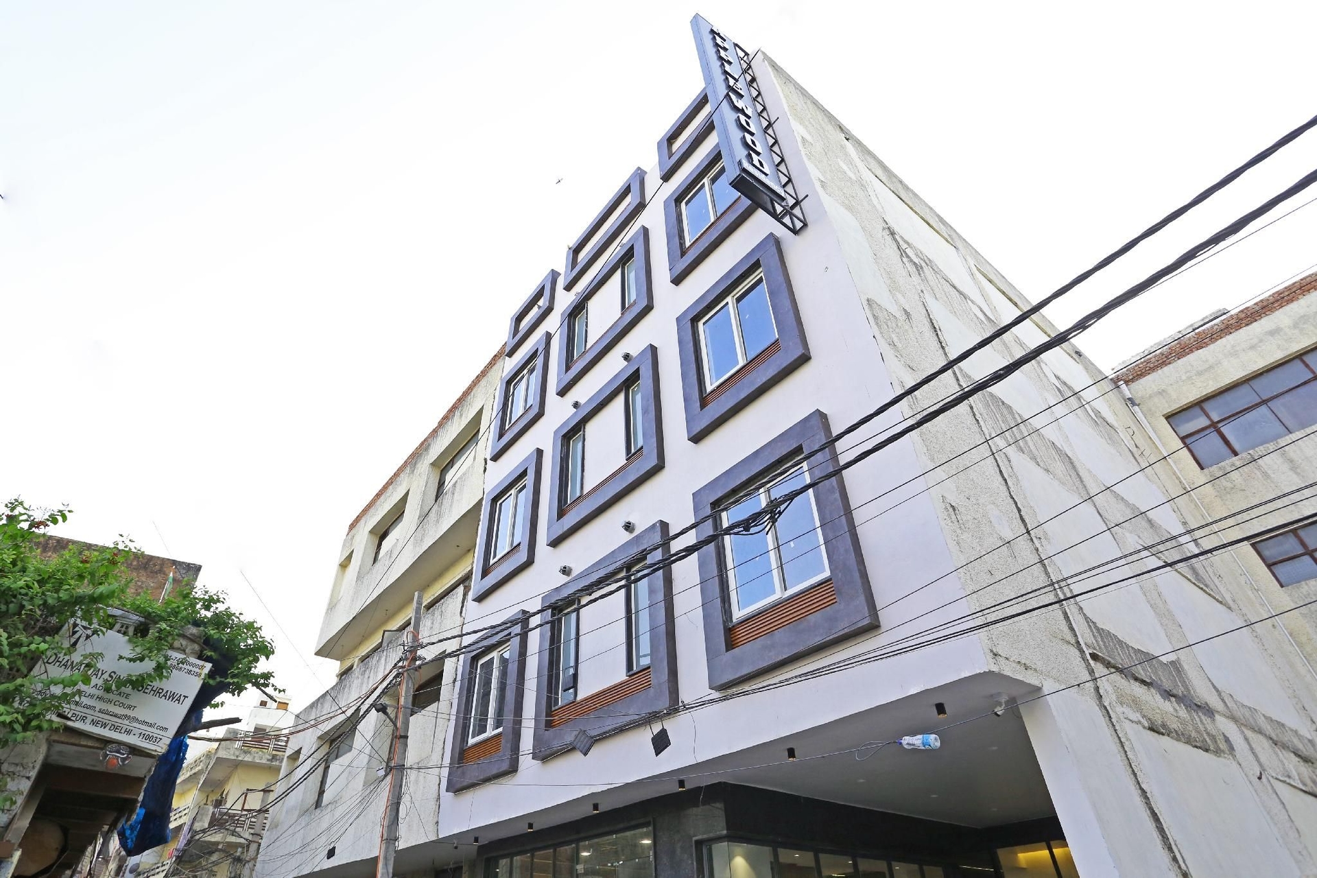 Apple Wood Residency IGI Airport0