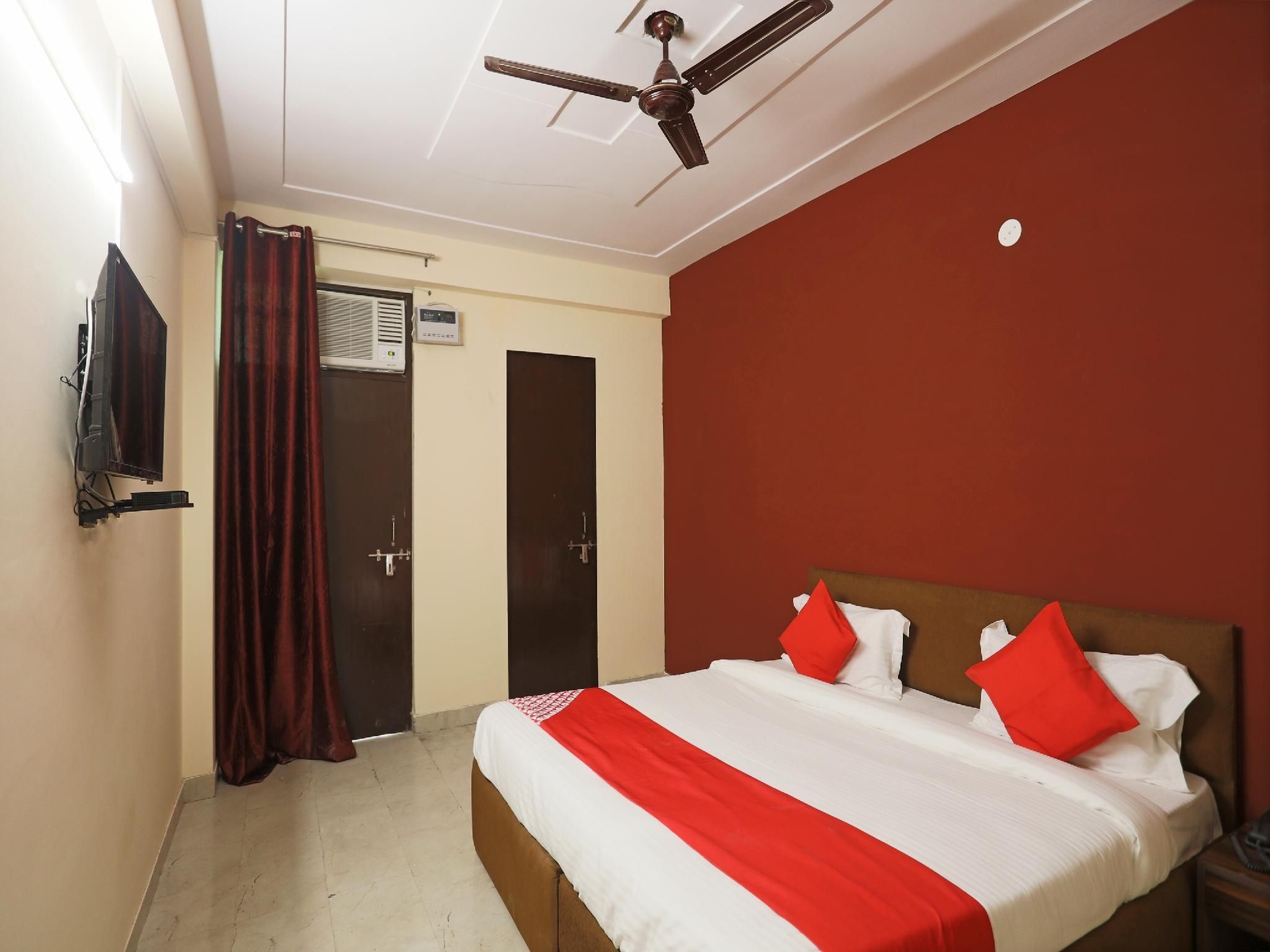 โฮเทล โอ ทริปเปิล คราวน์ (Hotel O Triple Crown)3
