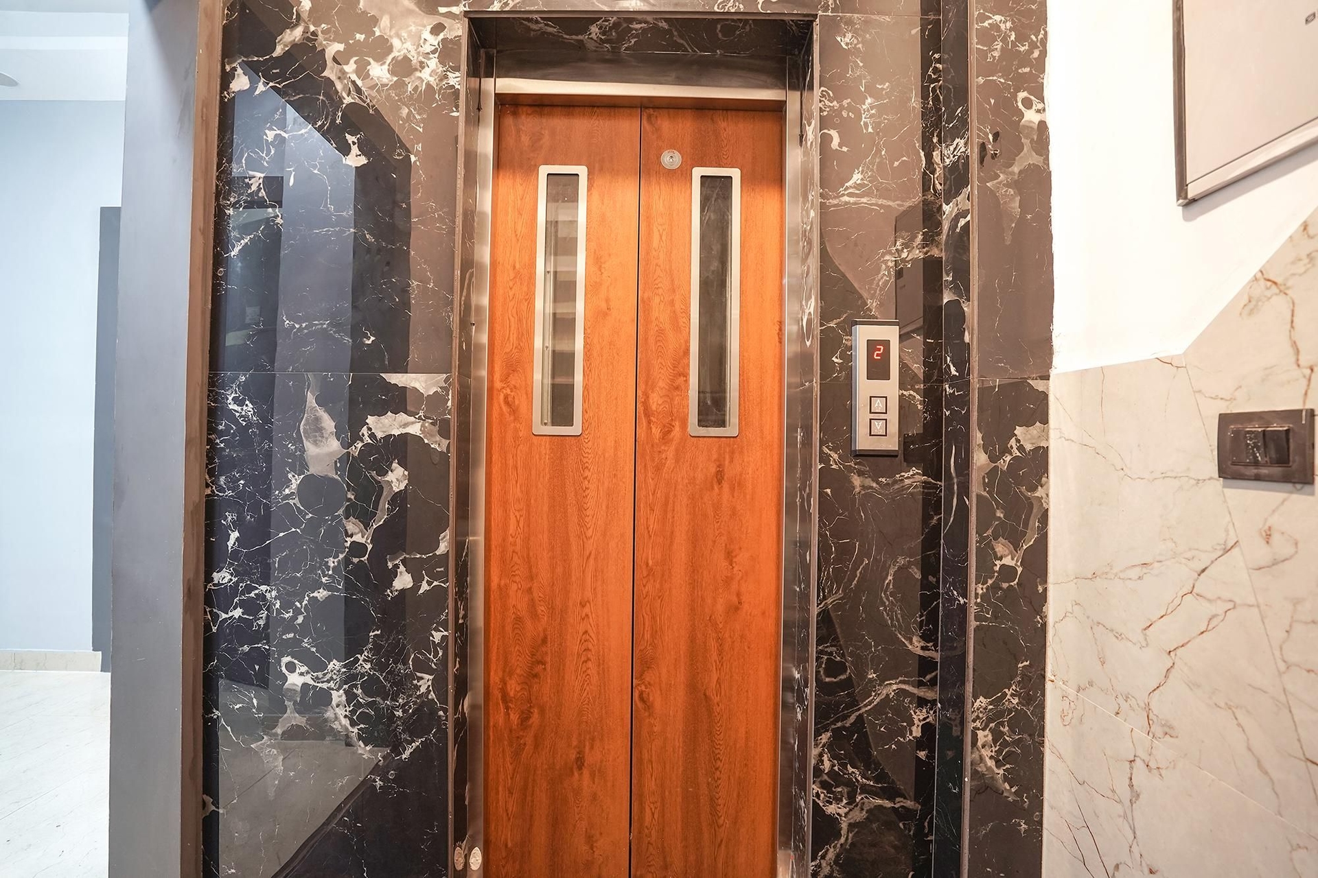 FabHotel The Royal –Nr Guru Govind Singh University2