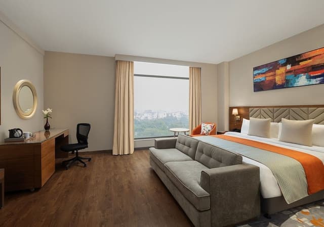 Deluxe Room, 1 King Bed (Fortune Club Room)