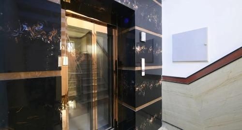 โฮเทล เกรย์สกาย เรสซิเดนซีย์ (Hotel GreySky Residency)2