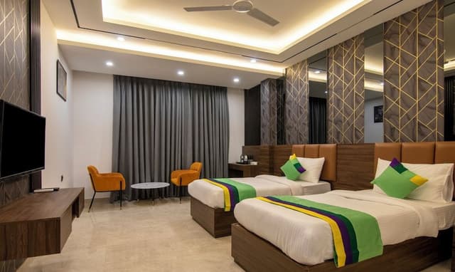Deluxe Double or Twin Room