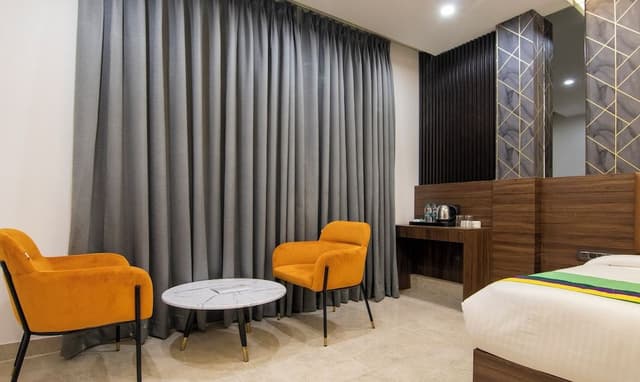 Deluxe Double or Twin Room