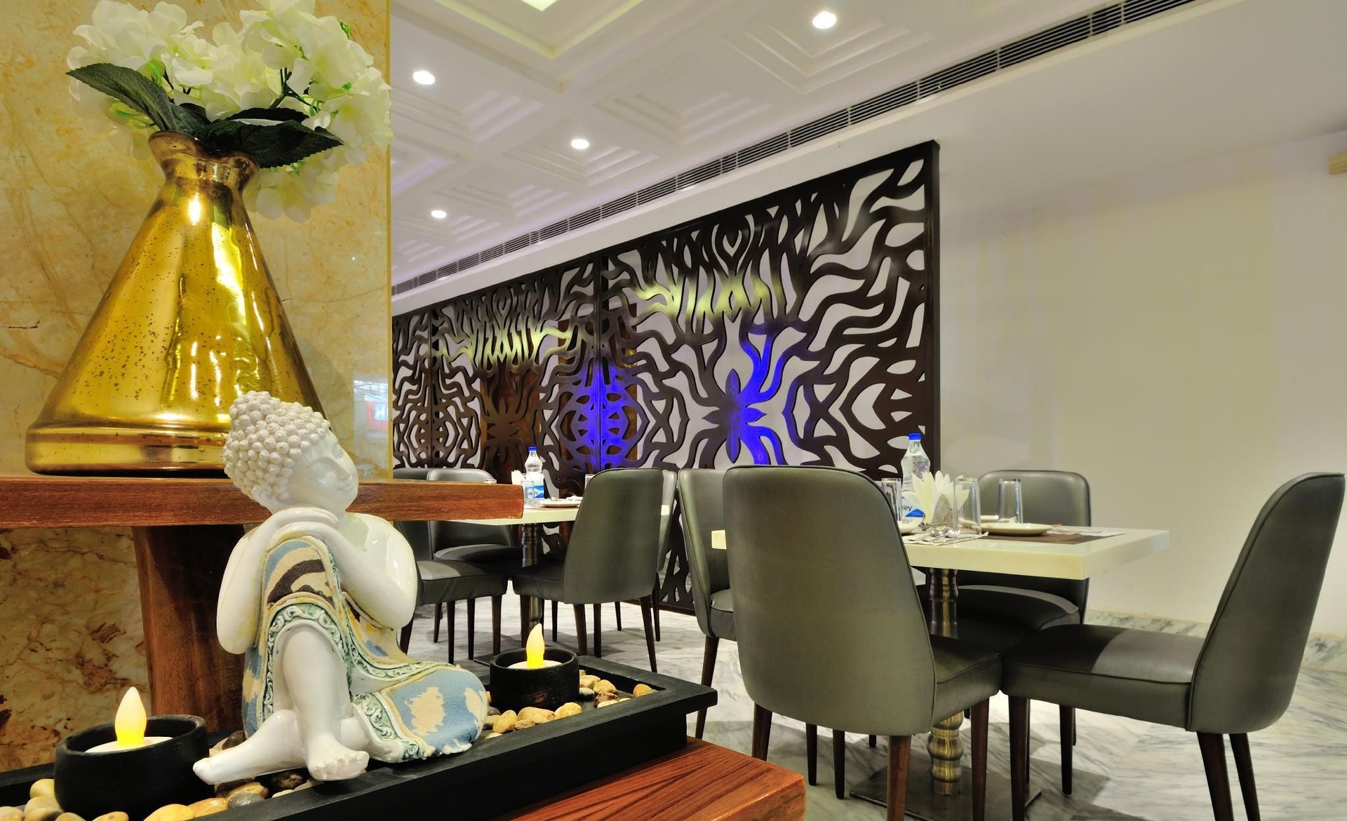 โรงแรมบันซ์ (Hotel Banz)1