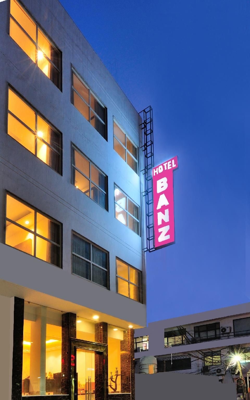 โรงแรมบันซ์ (Hotel Banz)0