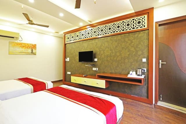 Family Twin Room, 2 Double Beds