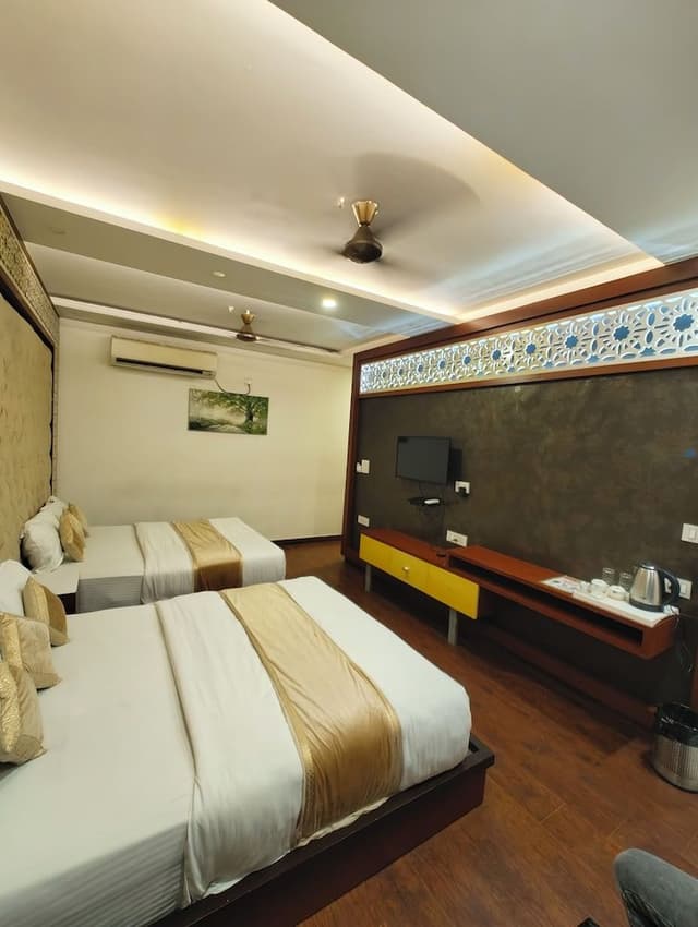 Family Twin Room, 2 Double Beds