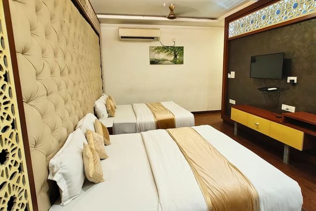 Family Twin Room, 2 Double Beds