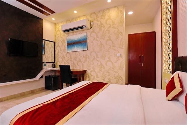 Executive Suite