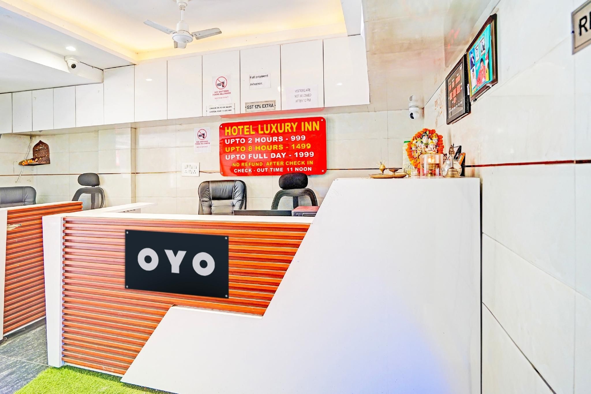 Super Hotel O Luxury Inn1