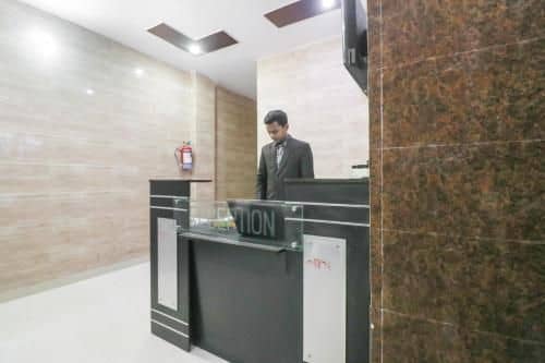โรงแรมโอ มายูร์ พาเลซ โรงแรมโอ มายูร์ พาเลซ