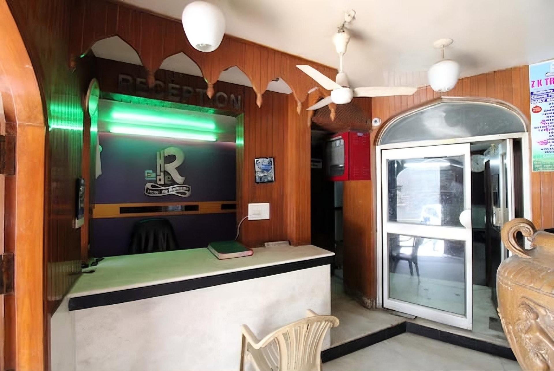 โฮเทล เดอ โรมานา (Hotel De Romana)4