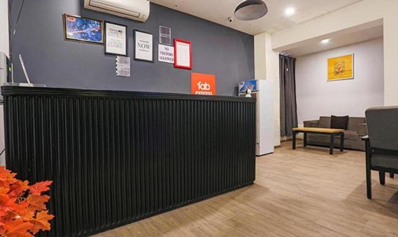 โรงแรมไดมอนด์ทรี แอท โมเดลทาวน์ (Hotel Diamond Tree At Model Town)1