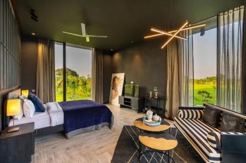 StayVista's Anantam - Villa with Massive Outdoor Pool with Deck & Sprawling Lawn3