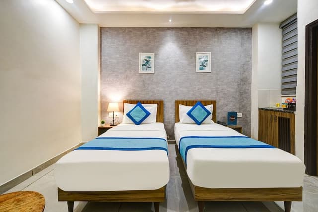 Deluxe Double or Twin Room