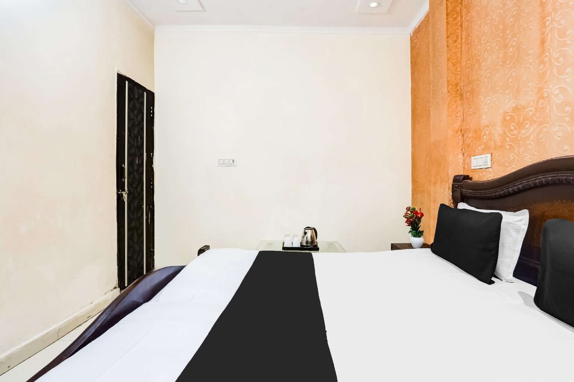 โฮเทล โอ แกรนด์ แกแลกซี่ อินน์ (Hotel O Grand Galaxy Inn)1