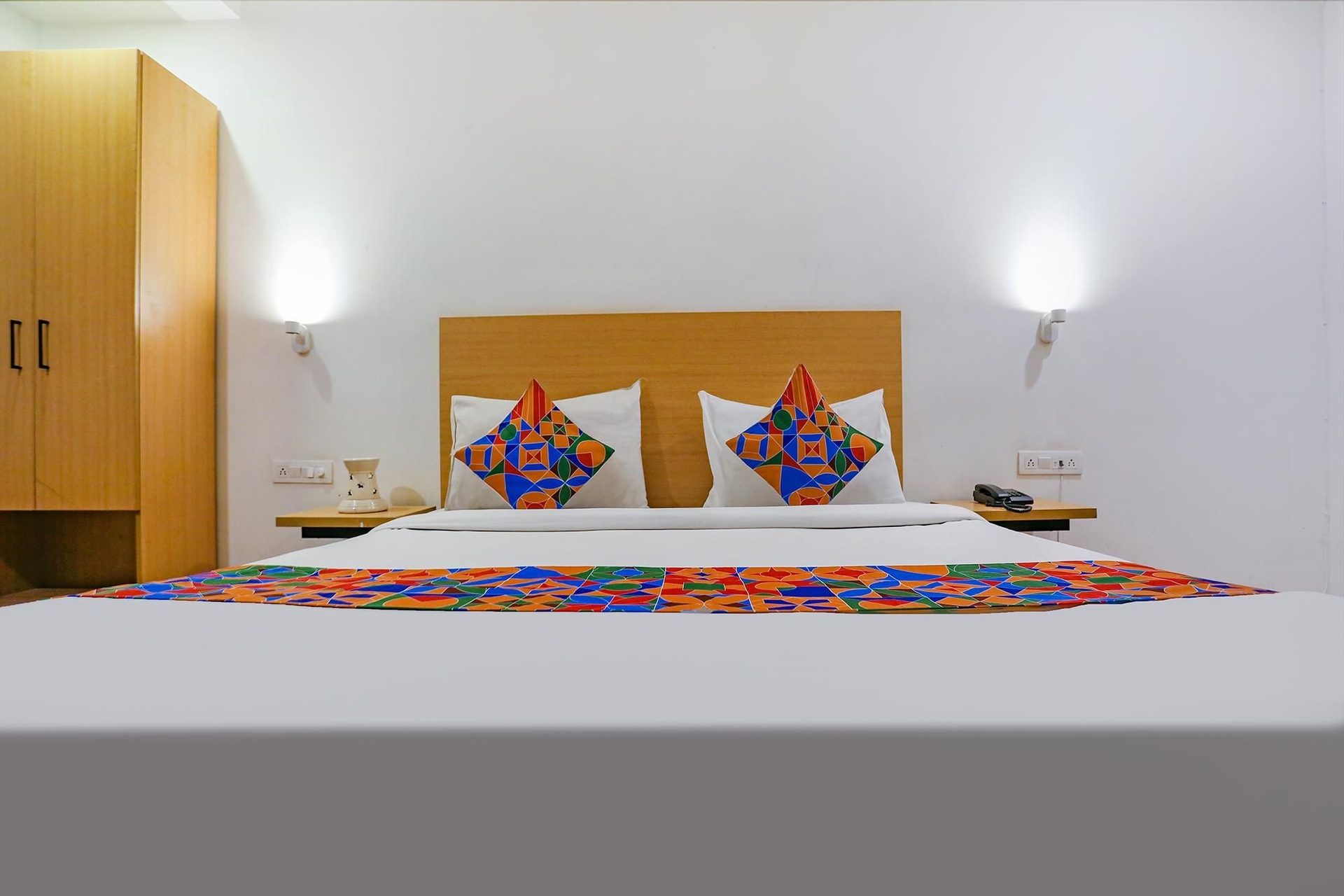 แแฟบโฮเทล เออร์เบิน เรสซิเดนซี่ (FabHotel Urban Residency)2