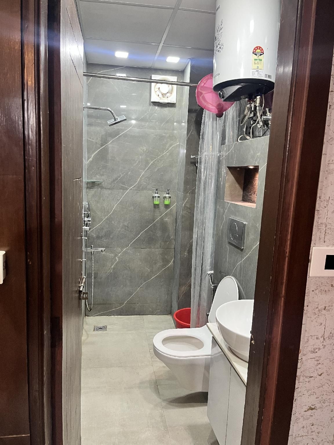 TF_Cozy Flats Bnb 2 BHK Flat,Near Airport Delhi4