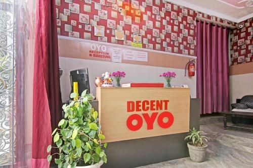 โฮเทล โอ ดีเซ็นต์ สเตย์ (Hotel O Decent Stay)1
