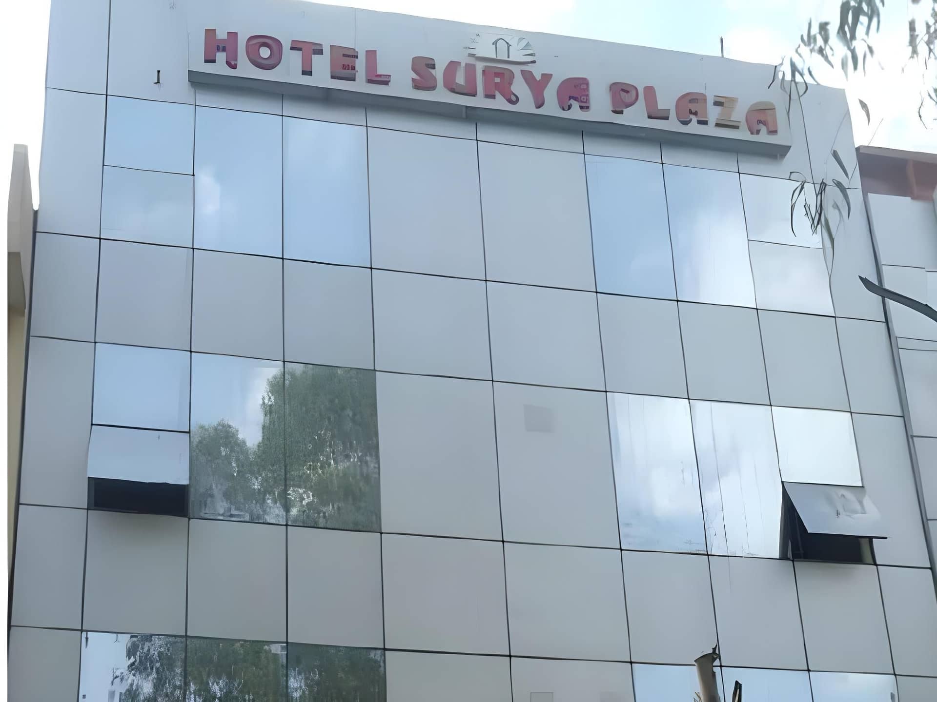 Hotel Surya Plaza Hotel Surya Plaza