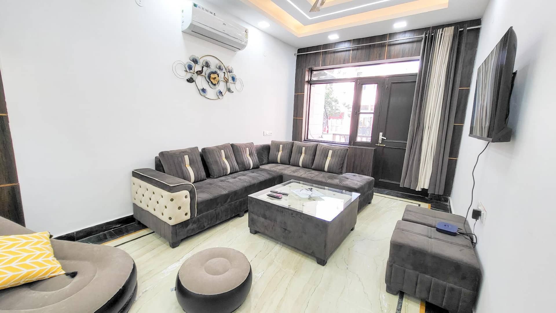 Vacation Buddy 3 BR Home Paschim Vihar Jwala Heri Vacation Buddy 3 BR Home Paschim Vihar Jwala Heri