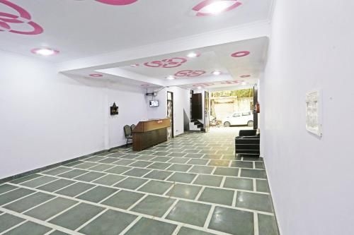 ทเวมฟ์ เรสซิเดนซี (Twamev Residency)1