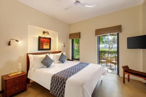 โฟร์ เลค วิว มาเนซาร์ กอล์ฟ วิลลา (4 Lake View Manesar Golf Villa)4