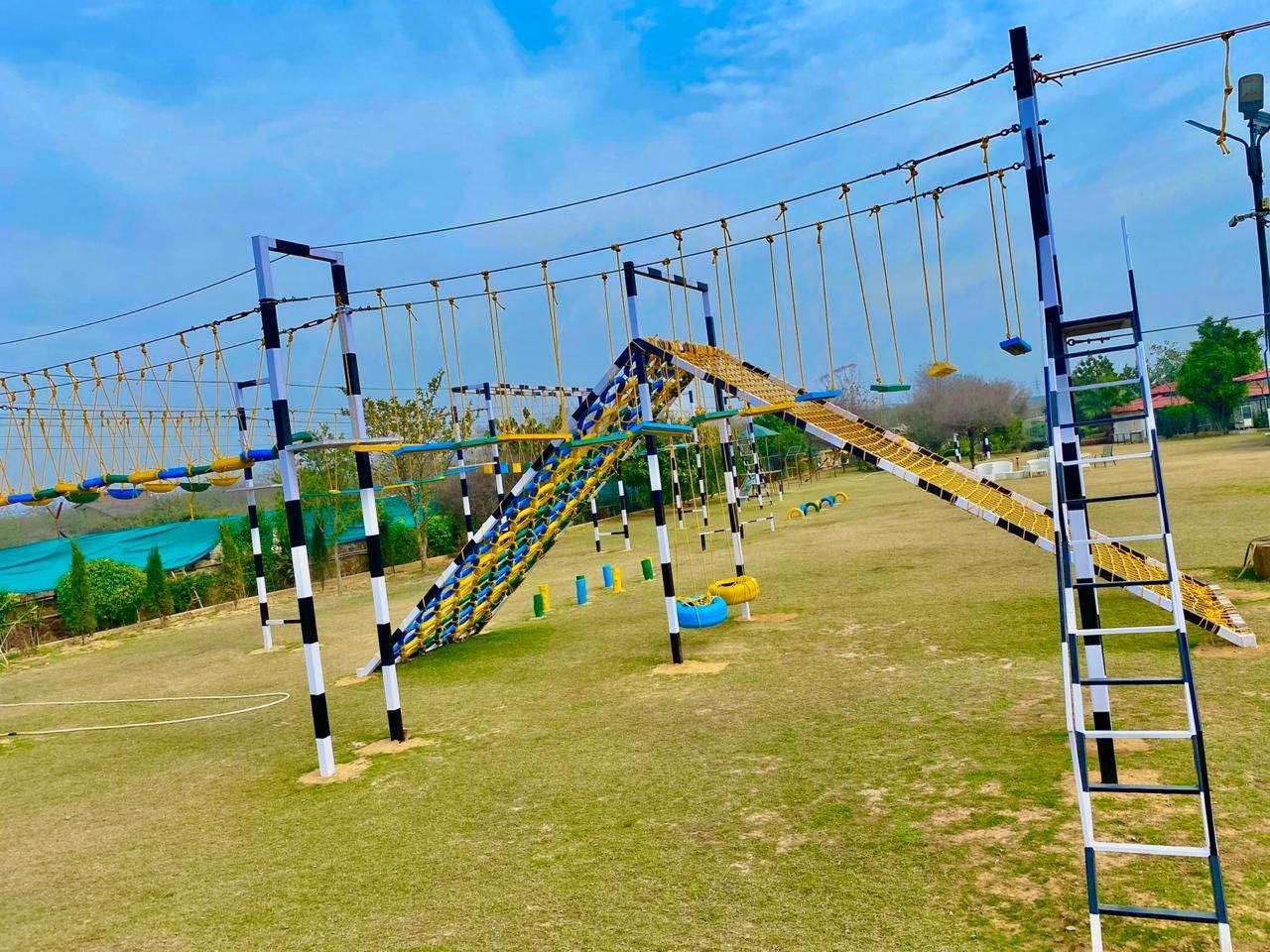 กรีน อราวาลี กูร์กอน รีสอร์ท (Green Aravali Gurgaon Resort)1