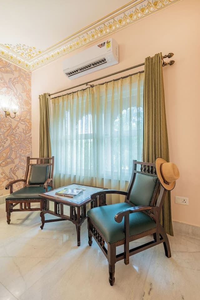 Junior Double or Twin Room, 1 Bedroom, Courtyard View, Courtyard Area