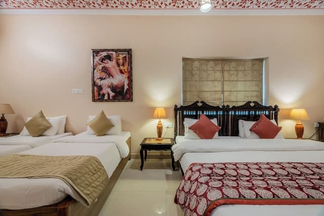 Family Quadruple Room, 1 Bedroom, Private Bathroom
