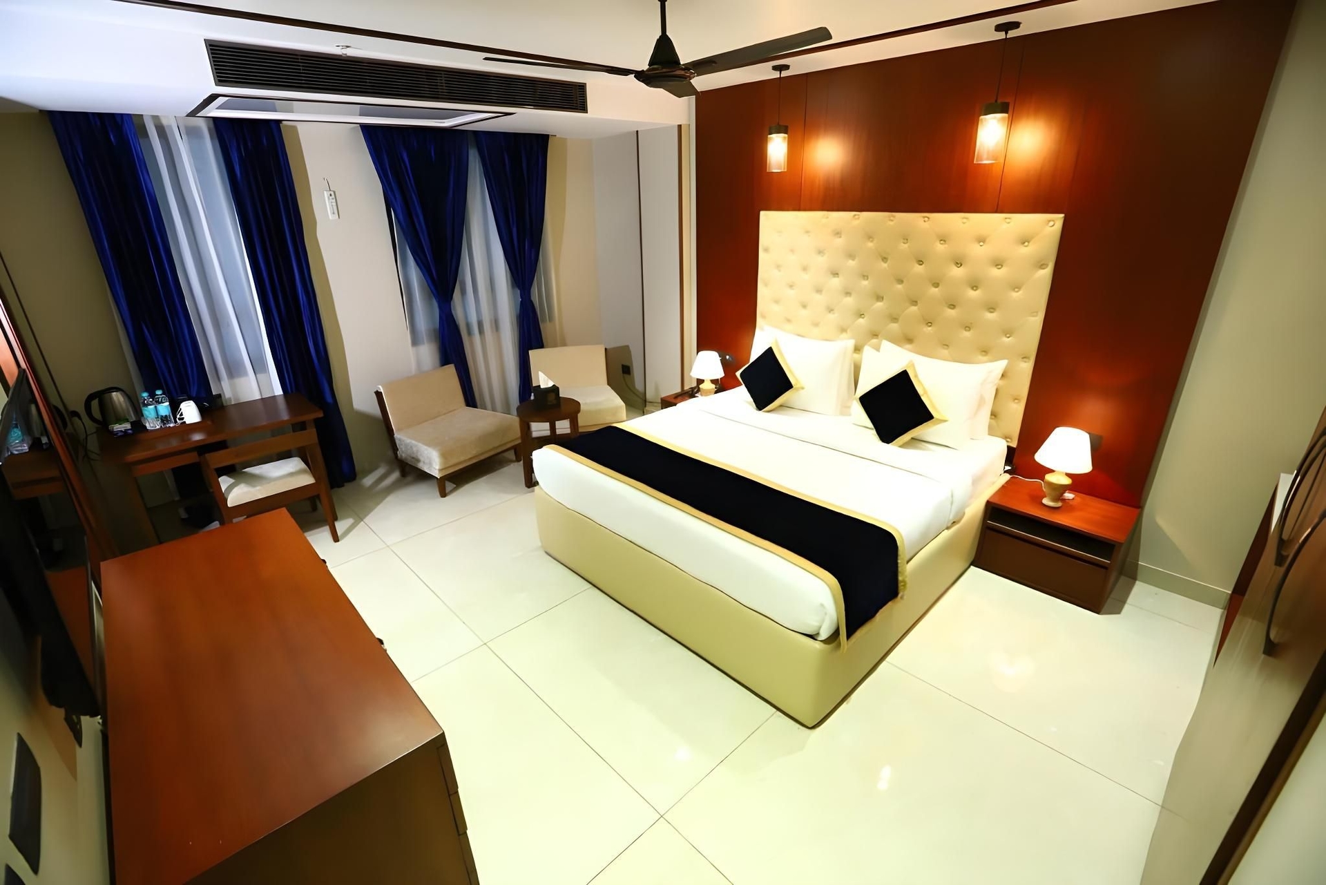 โฮเทล แซงกา อินเตอร์เนชันแนล (Hotel Sanca International)3