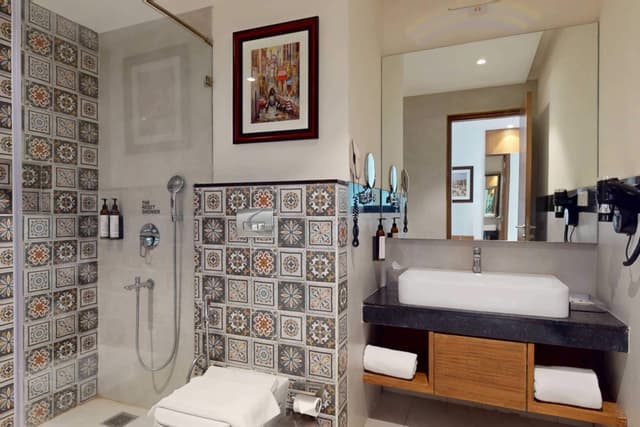 Deluxe Nature View Room with King Bed