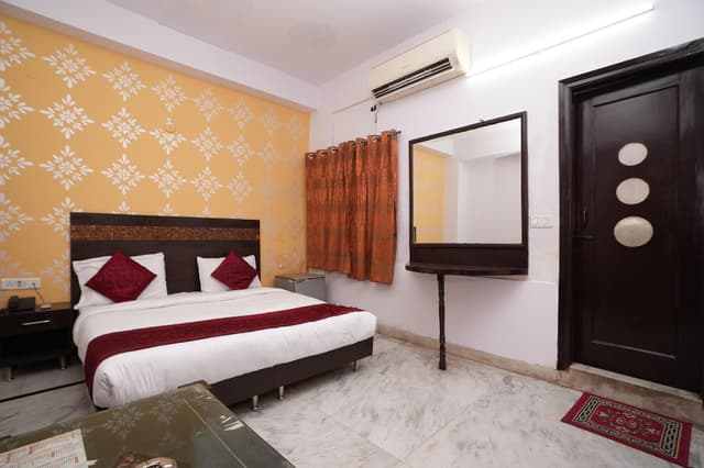 Super Deluxe Room