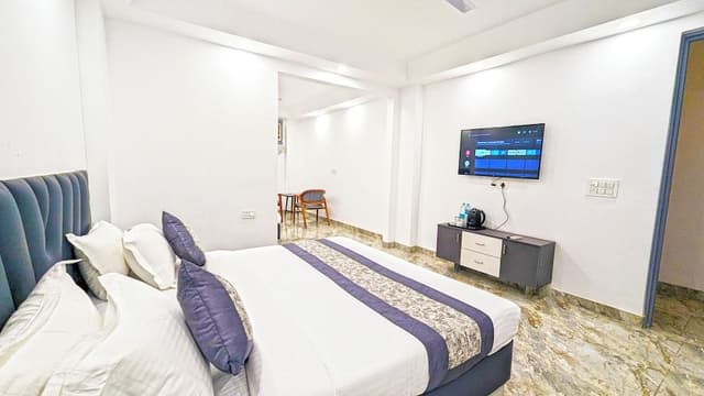 Family Double Room, City View