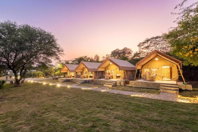 Safari Tent