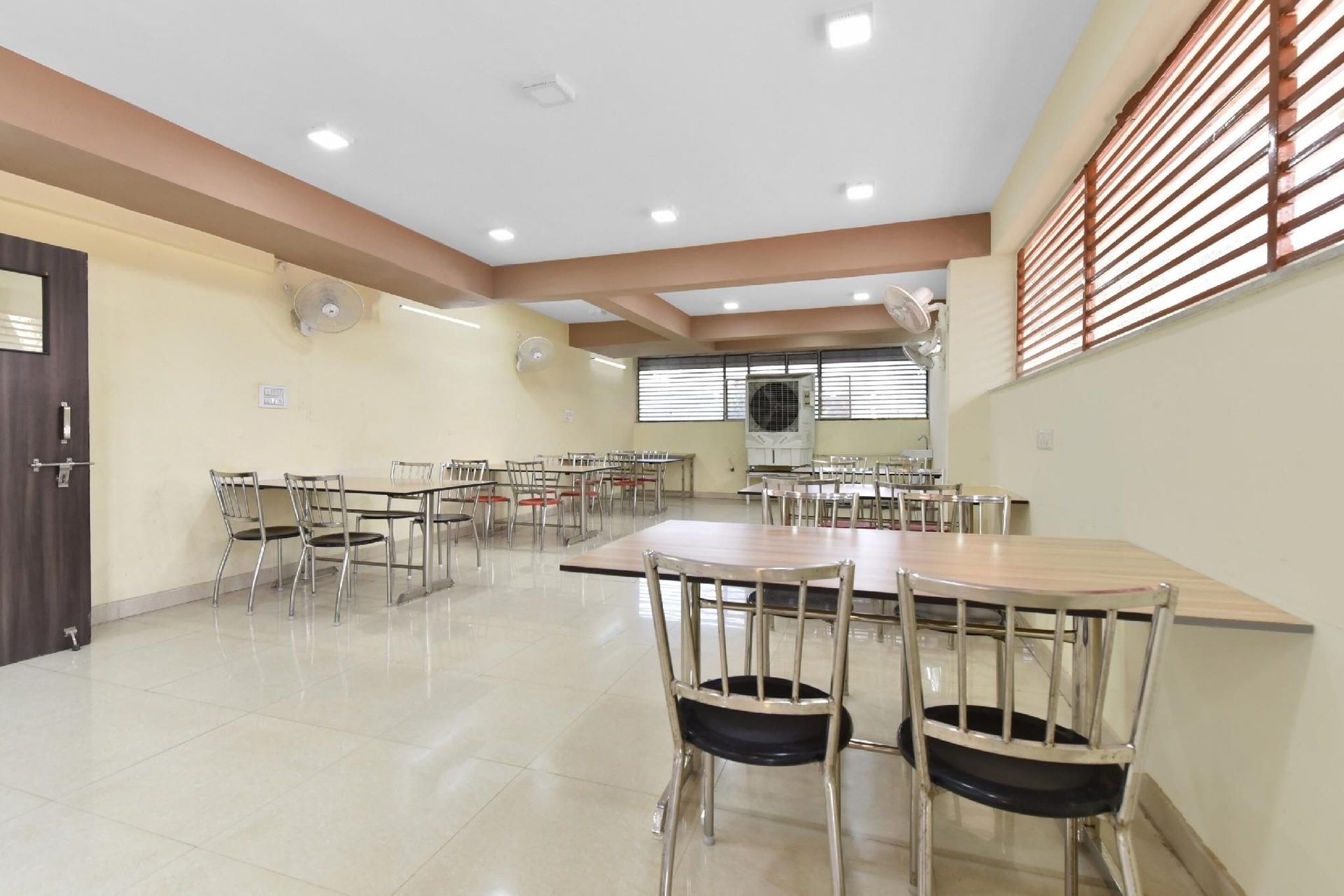 โรงแรมโอ อโศก (Hotel O Ashoka)3