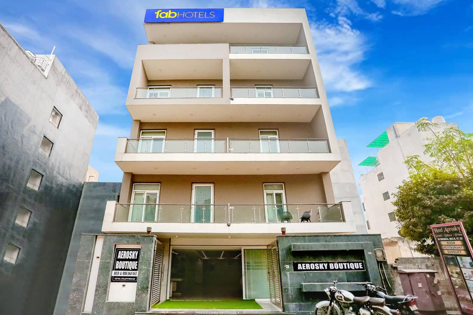 แฟบโฮเต็ล แอโรสกาย แฟบโฮเต็ล แอโรสกาย