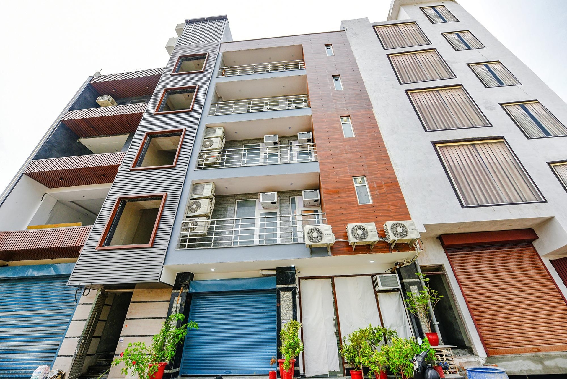 FabHotel Sparkling0