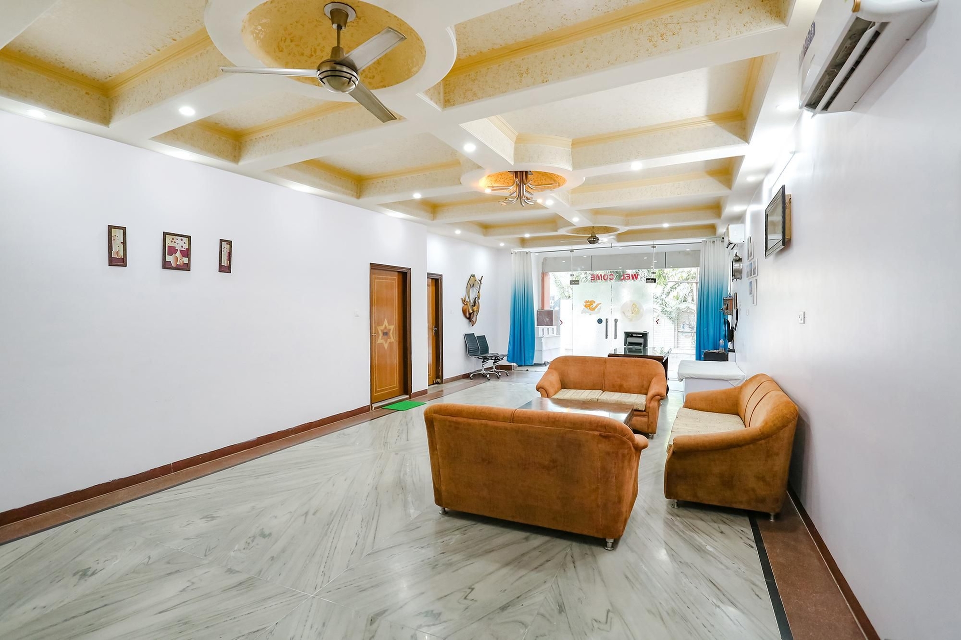 FabHotel Premium Rooms0