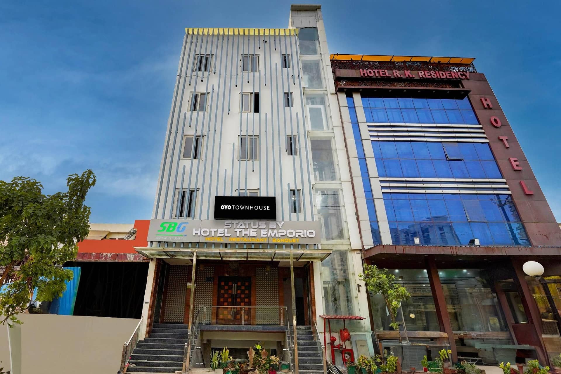 สถานะซุปเปอร์ทาวน์เฮาส์ โดย เอสบีจี ใกล้สถานีรถไฟใต้ดิน อานันท์ วิหาร ไวศาลี สถานะซุปเปอร์ทาวน์เฮาส์ โดย เอสบีจี ใกล้สถานีรถไฟใต้ดิน อานันท์ วิหาร ไวศาลี