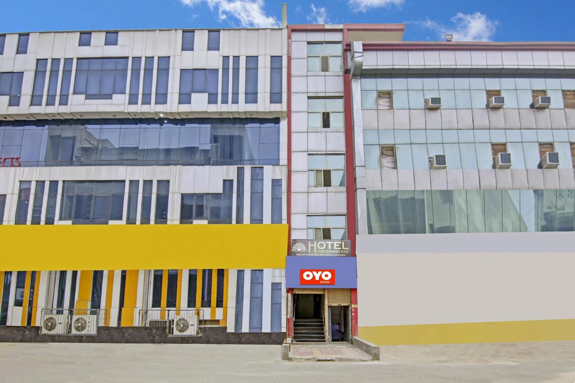 โรงแรม O 807723 โรงแรมเดอะแกรนด์ โรดซี (Hotel O 807723 Hotel The Grand Rdc)0