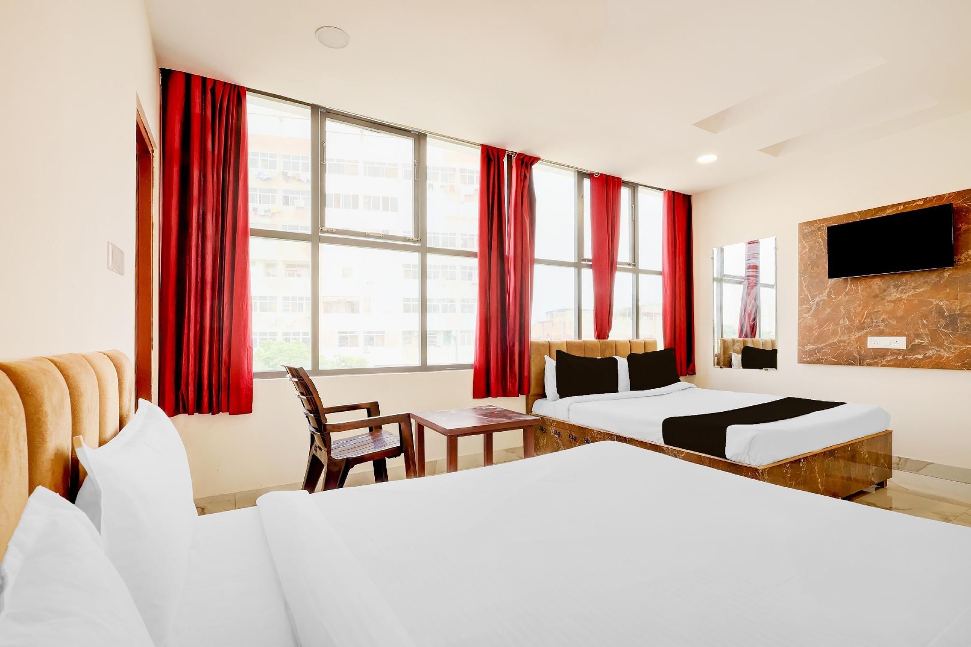 โรงแรมโอ โกลเด้น ริวาห์ (Hotel O Golden Rivaah Hotel)3