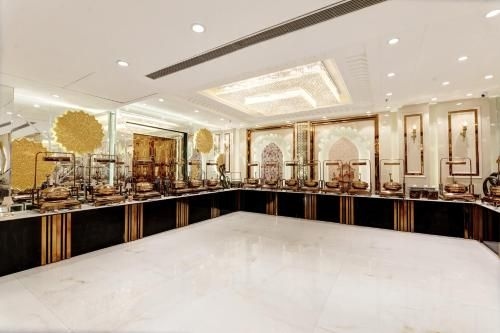 Townhouse Hotel The Rasa A Premium Park Near Onyx Mall Vasundhara1