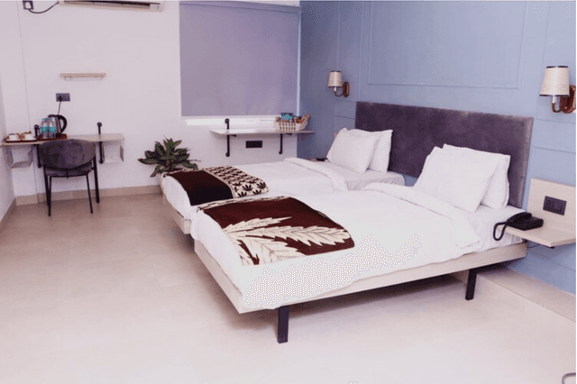 Deluxe Room Twin Bed