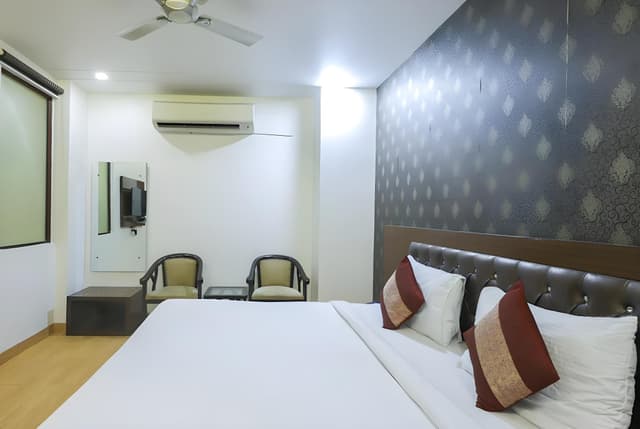 Super Deluxe Room