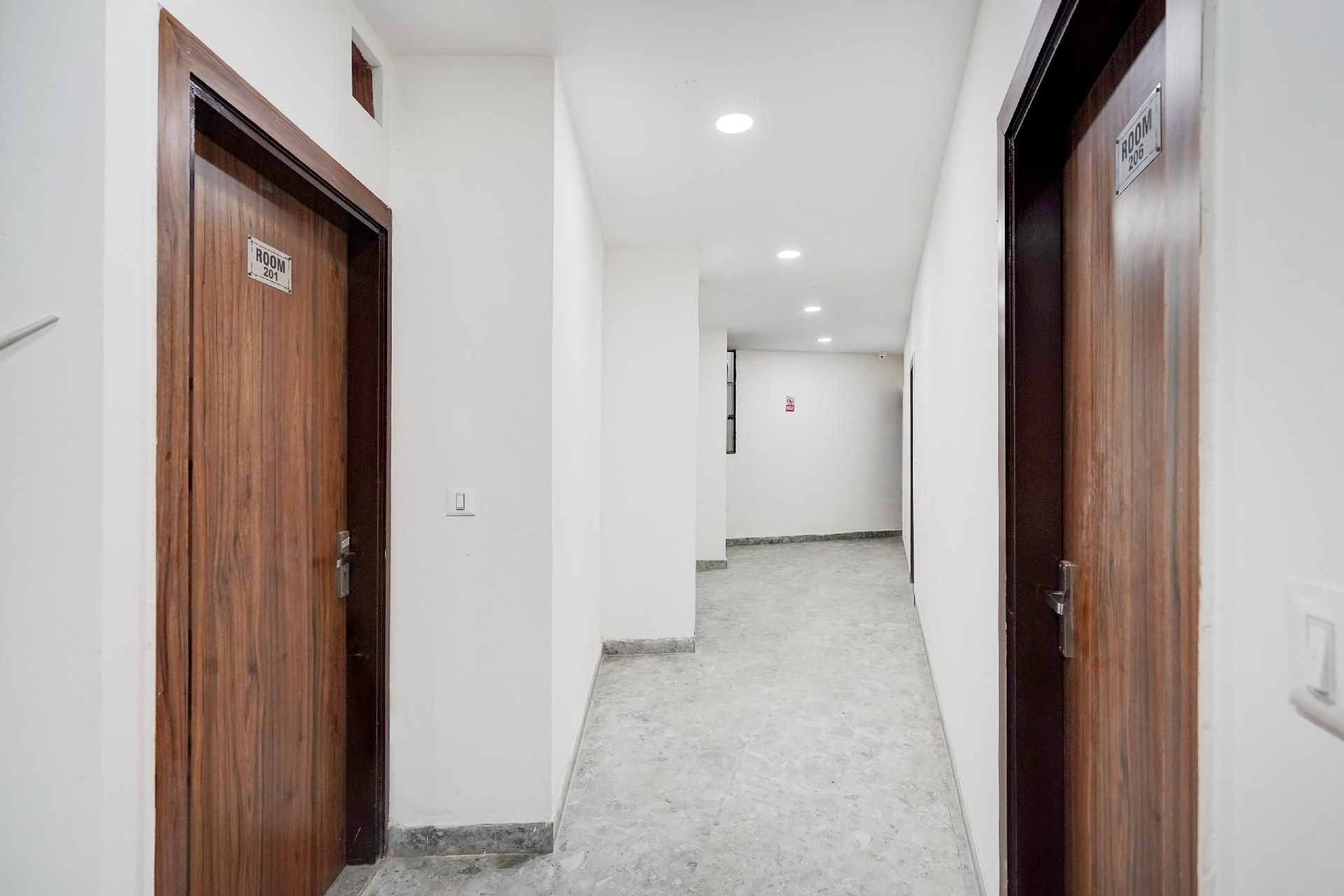 โรงแรมโอ อินดิราปุรัม แกรนด์ (Hotel O Indirapuram Grand)4