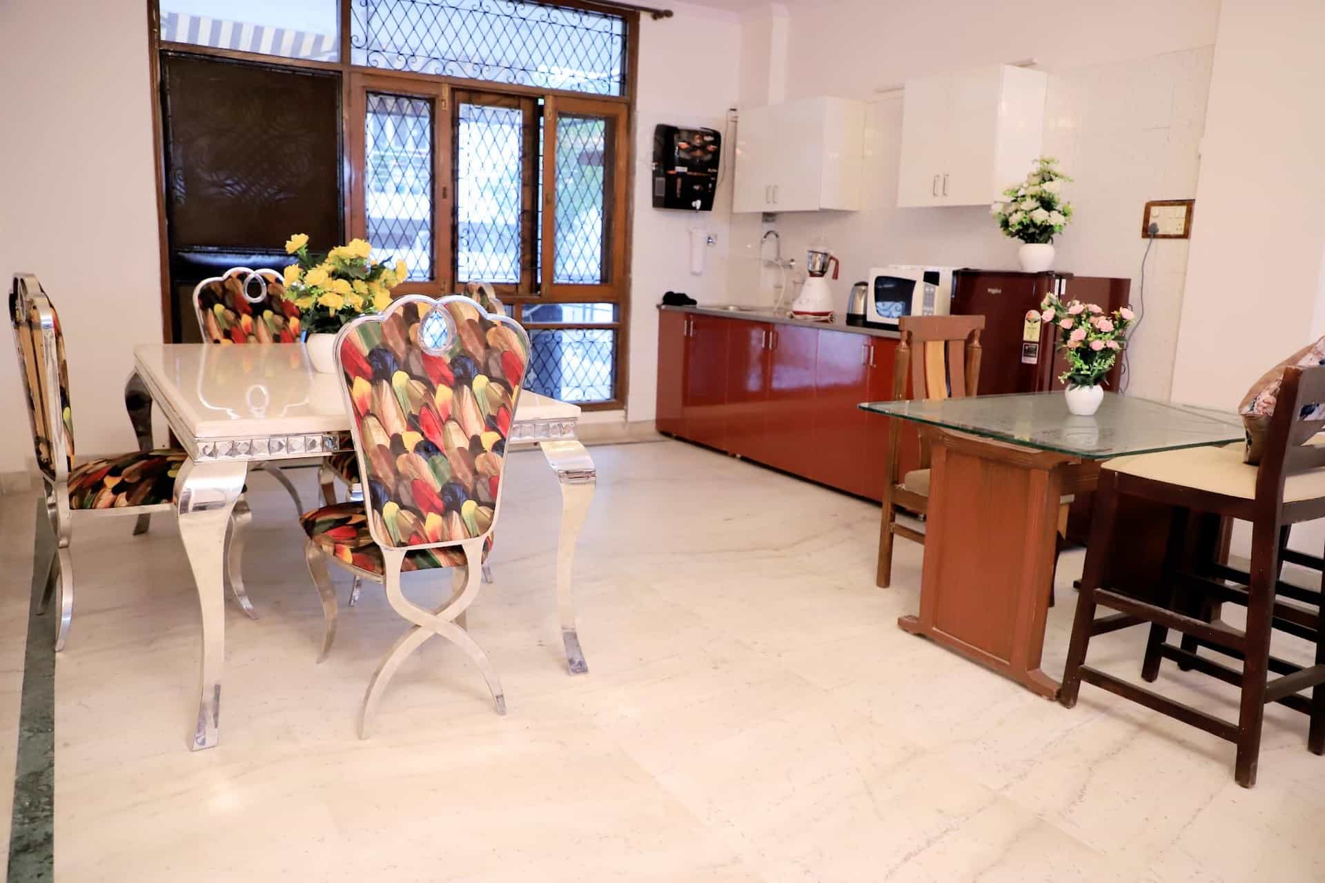 Fortune Home Service Apartment 3Bhk , D-198 Saket