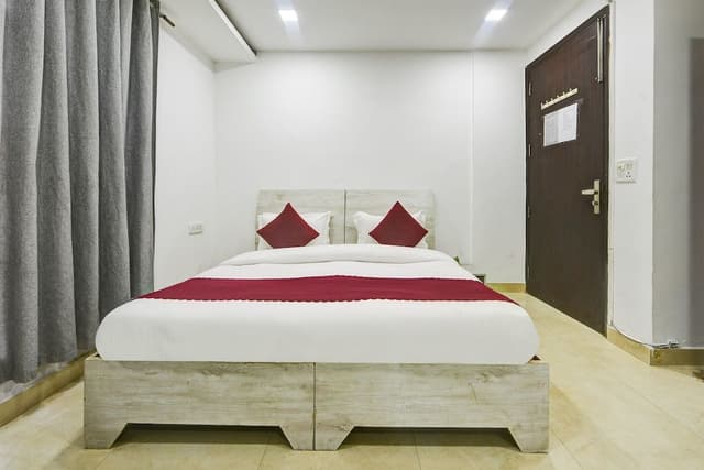 Deluxe Double Room, Balcony, City View