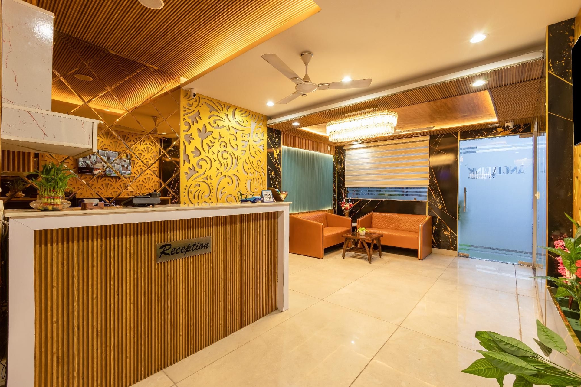 โฮเทล แองเจิล พิงค์ เดอะ พรีเมียร์รูม แอท เคาซัมบี (Hotel Angel Pink The Premium Rooms at Kaushambi)2